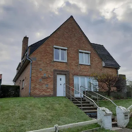 Lehouck R-330 Villa *