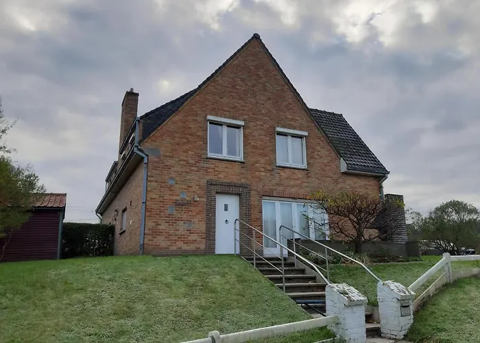 Lehouck R-330 Villa *